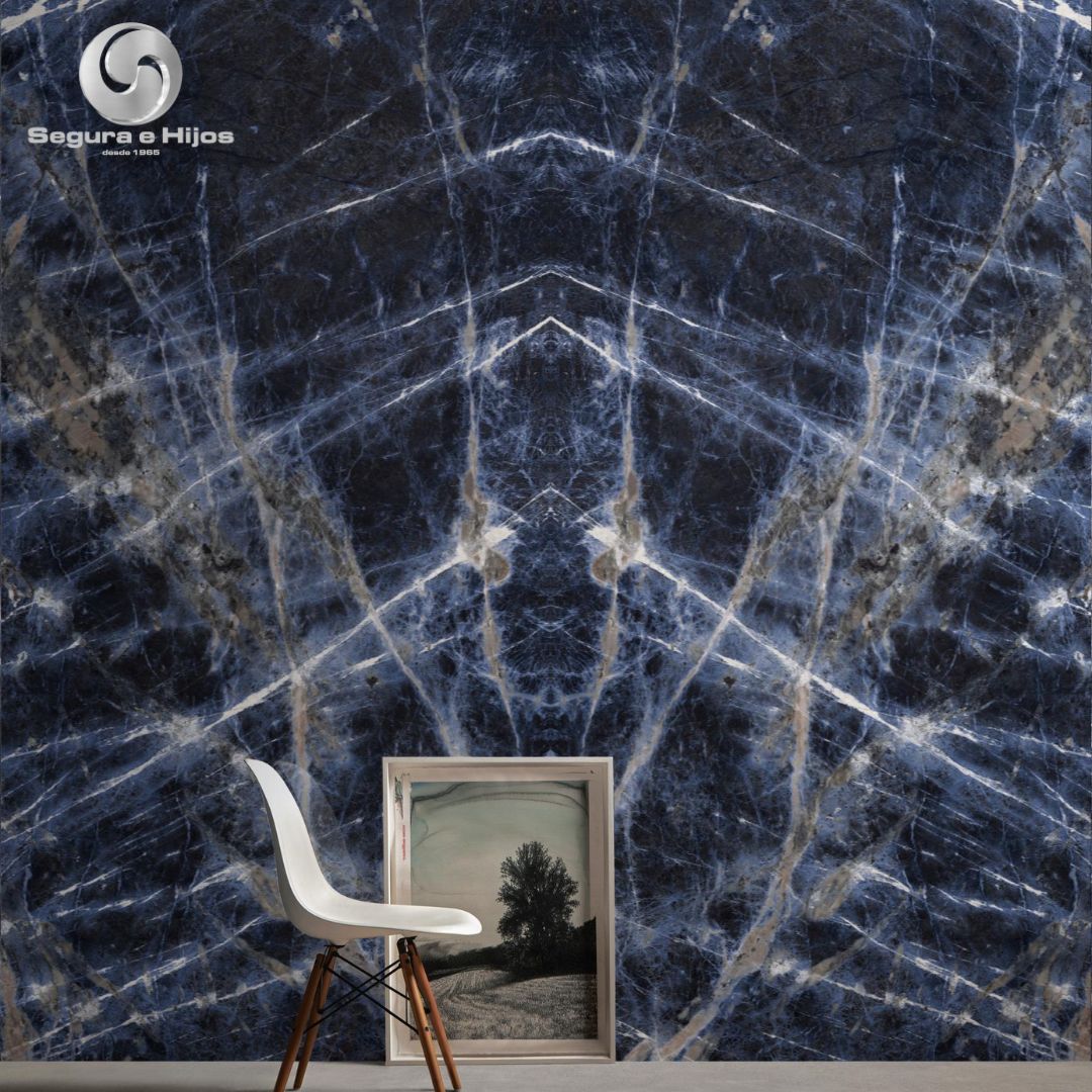 Con cerámica de #GranFormato,coordina suelos y paredes, usarlo para encimeras, muebles, cocina,etc. Visita nuestros showrooms y descubre diferentes modelos, espesores y formatos que van de 120cm a 3m. #SeguraeHijos #MejorExposiciondeEspaña2019 #Diseño #Interiorismo #PiezasGrandes