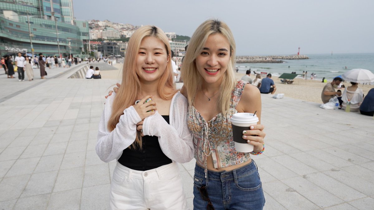 HaveagoodNEWS's tweet photo. จบลงอย่างสนุกสนานกับกิจกรรม Virtual Tour In Korea Unlock the Local K-Cities ที่ ส้ม มารี, PiXXiE เเละ HiPrae พาคนไทยเที่ยวเกาหลี 3 เมืองใหญ่ผ่านไลฟ์สดกว่า 6 ชั่วโมง
https://t.co/xyowMJvui9
#จับมือเที่ยวเกาหลีพาไลฟ์สดเที่ยว3เมือง
#HiPrae #ZomMarie #PiXXiE https://t.co/bUDjjtzTLy