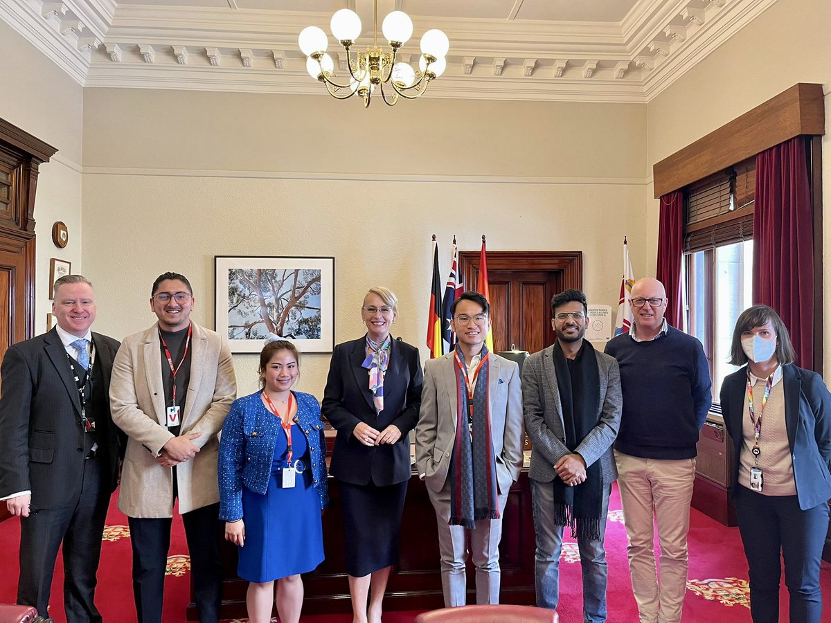 meDevendraSingh's tweet photo. Pleasure meeting @LordMayorMelb @sallycapp, Peter Armstrong from #InvestMelbourne and Mark Cochrane-Holley from @cityofmelbourne to discuss the #opportunities that #Melbourne should offer to the ever increasing and ever amazing #international #students population! https://t.co/31RgRfUuPE