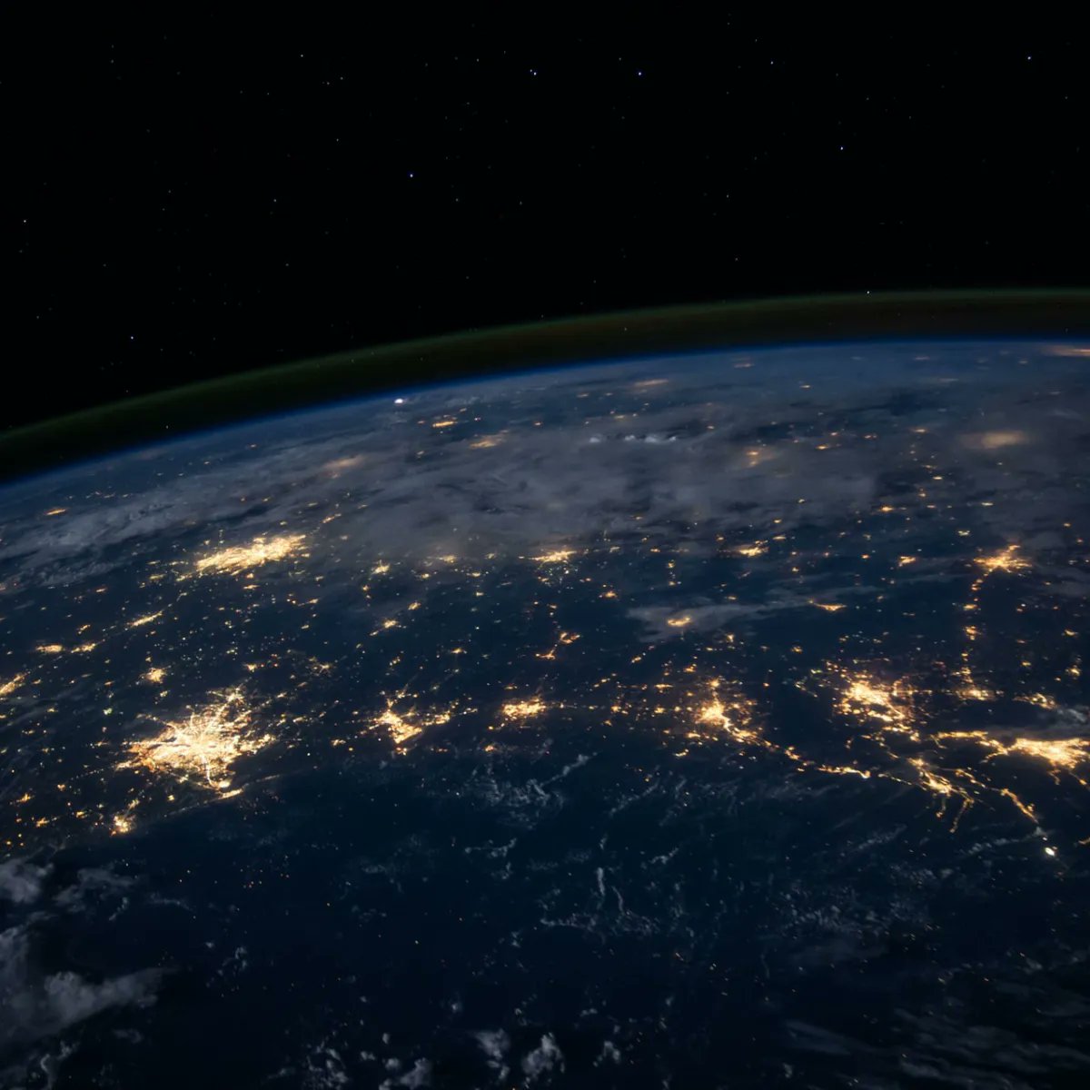 DropaloOfficial's tweet photo. With our partners at Flux, we’re making a connected world that enhances lives and makes the world a better place. Find out more when we launch: https://t.co/YD2aC5iwln #Dropalo #Flux #connectedworld https://t.co/m6DpFWCDL6