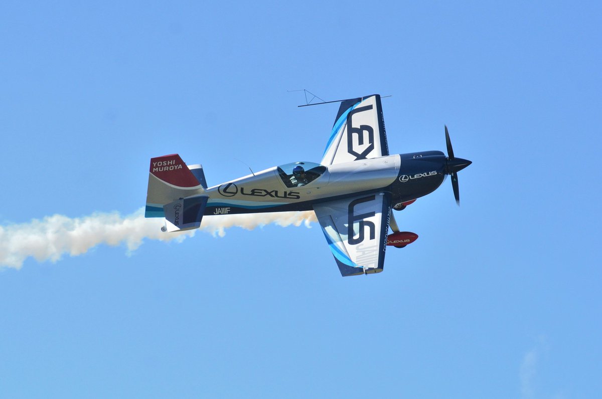 Myyoursun's tweet image. 室屋さん
13:28 ふくしまスカイパークに帰投
茨城県 大空を見上げよう フライトありがとうございました。
#室屋義秀
#大空を見上げよう
#Extra330SC
#LEXUS