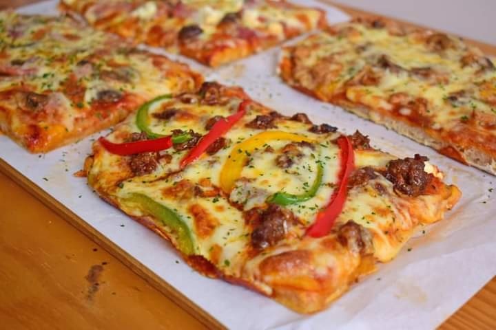 Cappulicious_pe's tweet photo. TGIF๐๐ฝ๐ HELLO WEEKEND๐ฅ
PIZZA FRIDAYS WHAT'S GOOD?
๐3 Govan Mbeki Ave (Kwantu Towers) Port Elizabeth.
.
.
#cappulicious #coffee #coffeeshopinpe #cafeingqeberha #coffeeingqeberha #foodinpe #heartymeals #portelizabethsouthafrica #gqeberha #Refreshments https://t.co/f2GbbXIOgm