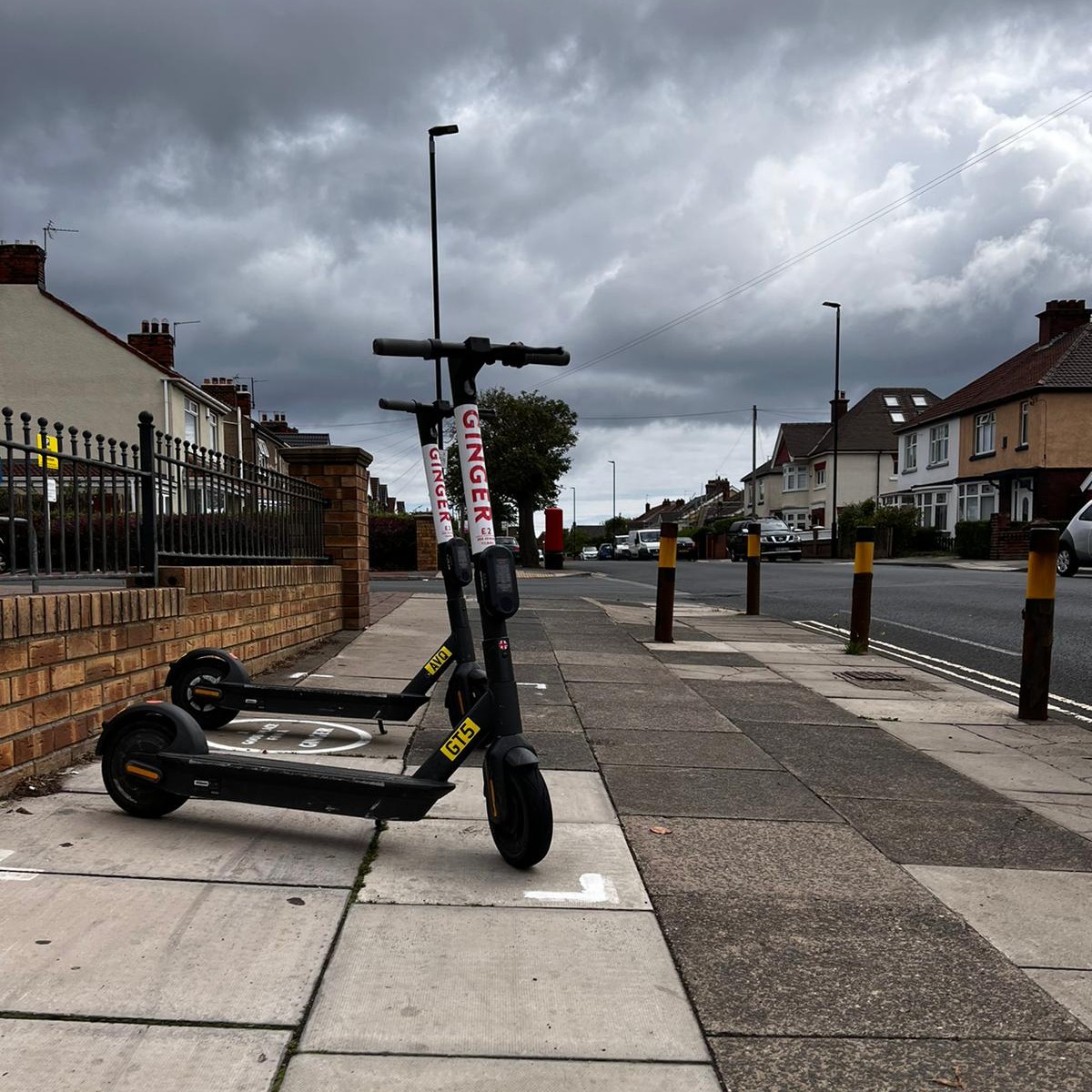🧡🛴Finally Friday!🧡🛴

Kick start the weekend by using one of our scooters! Claim your first 20 minutes free by applying promo code GINGER4FREE to the promos section on the Ginger app (terms and conditions apply)🛴💨🧡