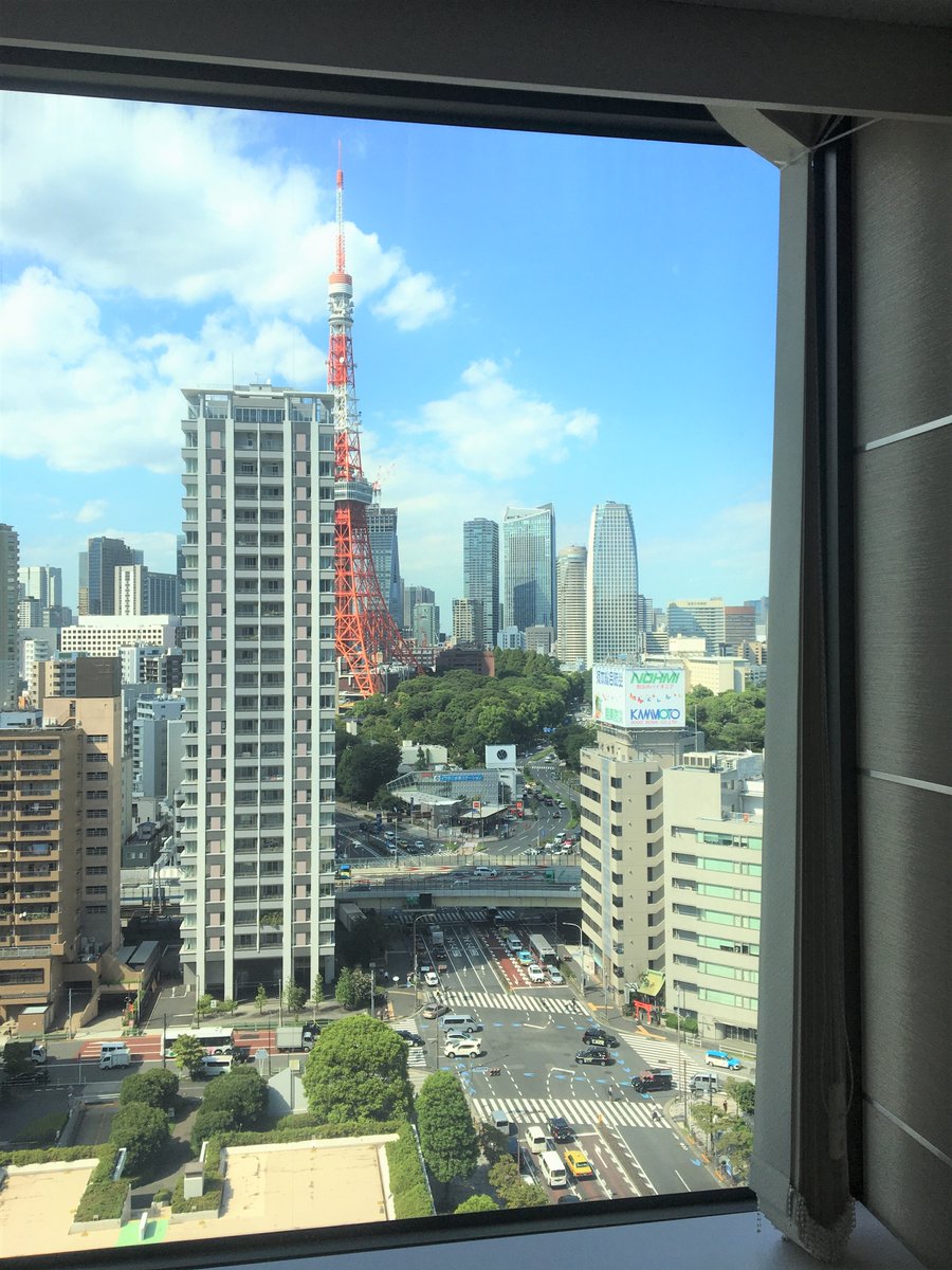WSjpn's tweet photo. 本日は久々のオフィスデーでした。
オフィスから見えるこの景色があるだけでいつもよりも仕事が捗ります 😊

＃東京タワー #在宅勤務 #PR会社 #PRコンサルタント https://t.co/xrWsD3blEx