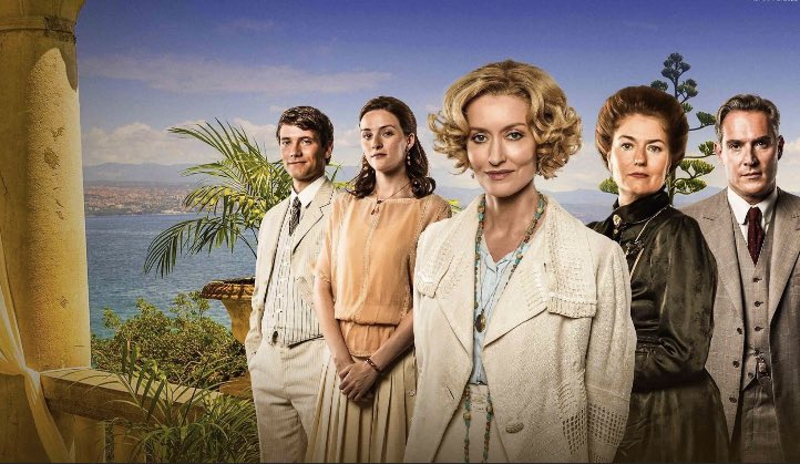 👀KIJKTIP🇮🇹 Vanavond om 23u05 start op <a href="/NPO2/">NPO 2</a> de zesdelige Brits-Italiaanse serie Hotel Portofino. Drama, glamour en mysterie aan de Italiaanse Riviera #italië #portofino #TVseries