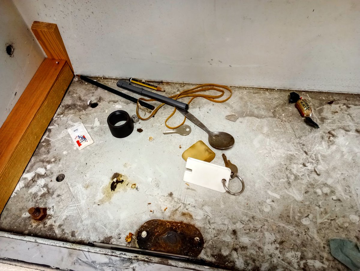 LancsArchives's tweet photo. So, we had a peep.  

Looks like it used to be a fire hose!

There's a teaspoon though, keys (duplicates), a #MurrayMint, some #KFC salt, and some pens.  Make us an offer?

No #CuddlyToy or #FondueSet though, and not the inside of someone's head.

Ah well....  Next time, maybe. https://t.co/dnBimgtidn