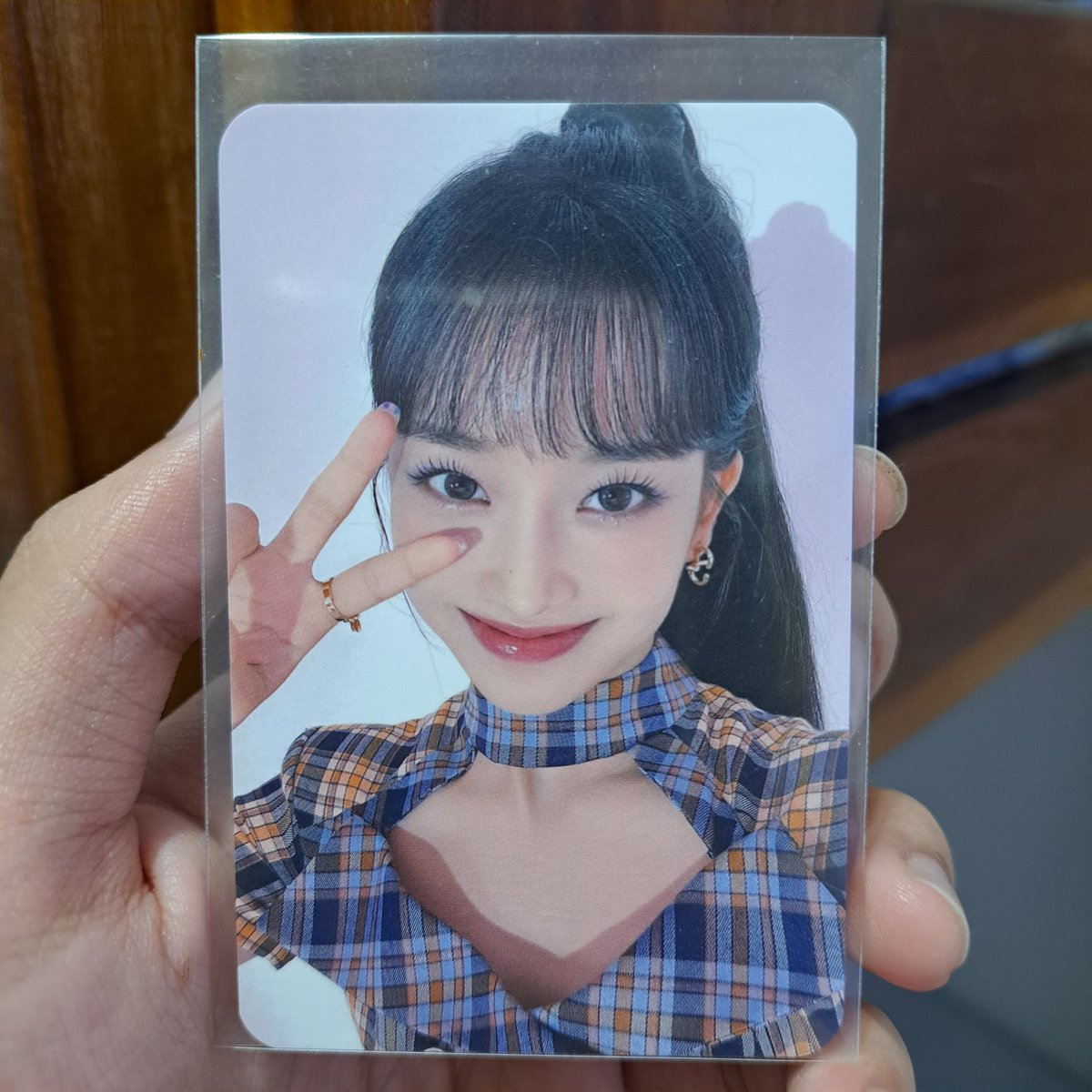 maxi_jaeyeon's tweet photo. Yes pi, dumiretso rin akong naghanap ng Stereotype Sumin MMT 🥰 thank u sm for this po, @yeeuncart 😊🤍 SPAAARKS MALALA 😭🌟 https://t.co/56iOWI1D8z