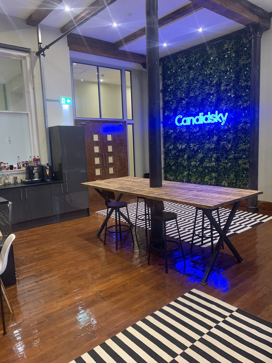 CandidSky's tweet photo. We love how our office is coming along!

It's the small things that make your working environment that bit more special 🌟

What do you think?

#office #marketingagency #teamupdates https://t.co/Sdcgq6Shf4