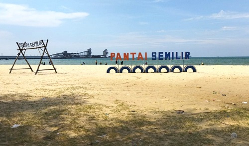 EastJavaTourism's tweet image. #SemilirBeach located in Socorejo village, Jenu district, Tuban regency. This tourist attraction is famous for its beautiful sunset views and white sand
📸bloktuban.com