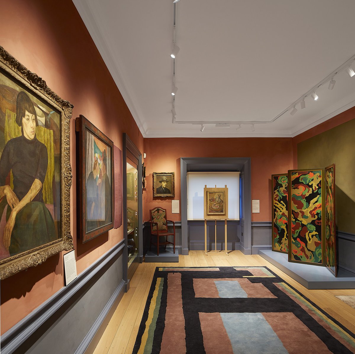 CourtauldRes's tweet photo. ✨The fourth and final episode of series one of #CourtauldCast our new podcast from @TheCourtauld is now live ✨

"Illuminating Objects: Decorative Arts in the Courtauld Collection" 

Listen on @ApplePodcasts @Spotify @bbgconnects #CourtauldCast 🎧🎙️

https://t.co/oYgpGHim65 https://t.co/LCylvugXvG