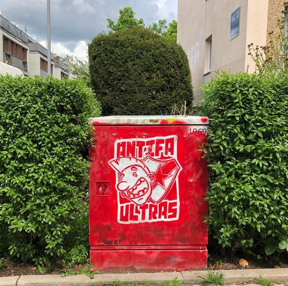 PHOTO | 'Antifa Ultras' 

#rotersternleipzig