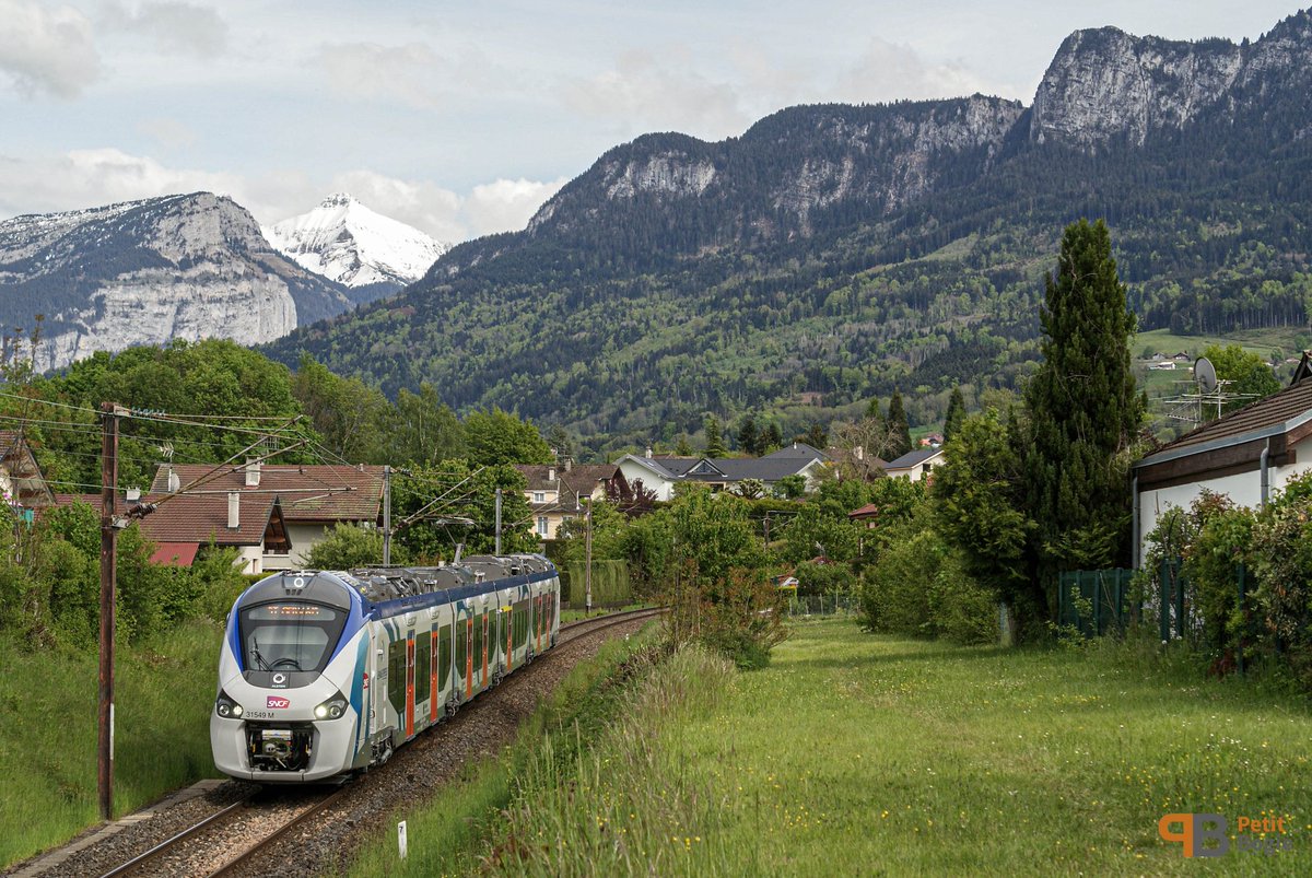 SNCF TER AURA tweet media