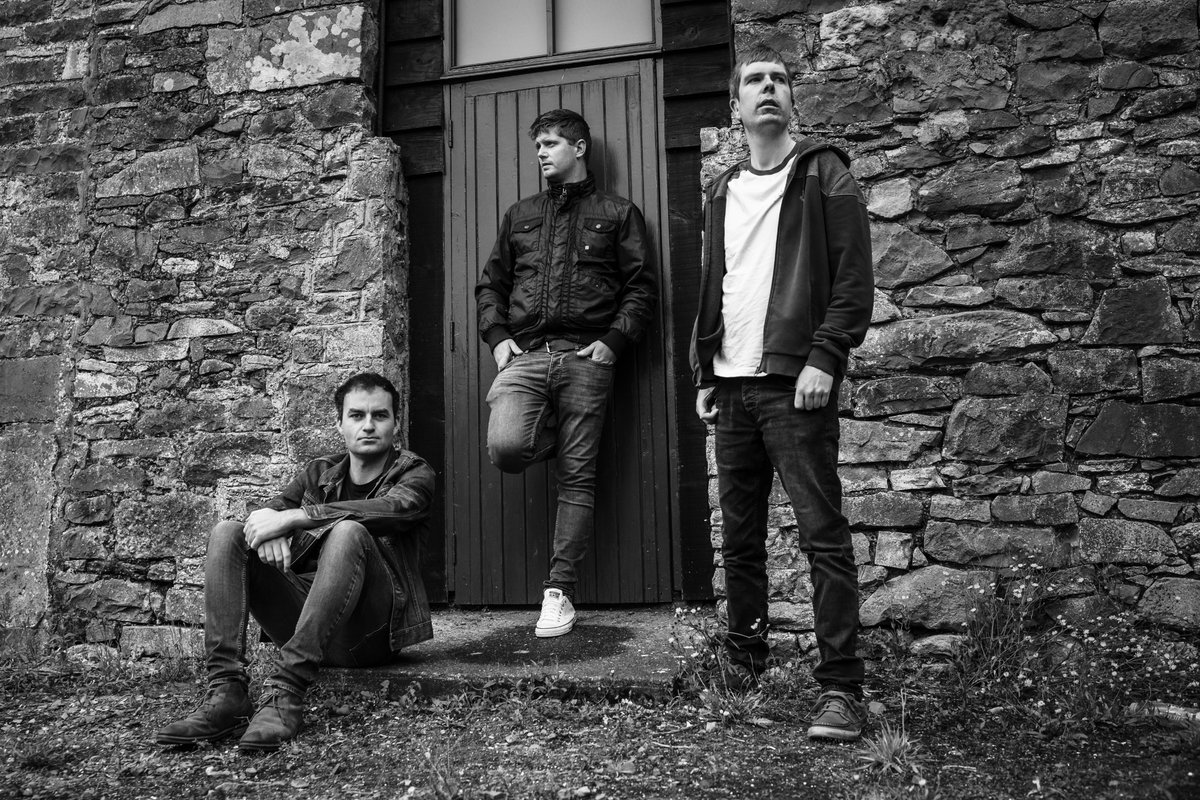 Powder House (@powderhouse20) on Twitter photo Our New Single "There You Go" is Out Now! Available to stream on your chosen platform. Big thanks to Beardfire Music, <a href="/FBPmusic/">FBP Music Publishing</a> ,<a href="/JawdropperMusic/">Jawdropper Music</a> and everyone else that helped along the way
πΈAmayo photography
#NewMusicFriday #newmusicireland #indierock Our New Single "There You Go" is Out Now! Available to stream on your chosen platform. Big thanks to Beardfire Music, <a href="/FBPmusic/">FBP Music Publishing</a> ,<a href="/JawdropperMusic/">Jawdropper Music</a> and everyone else that helped along the way
πΈAmayo photography
#NewMusicFriday #newmusicireland #indierock