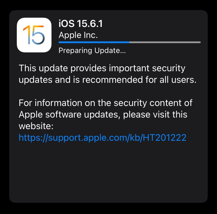 DannyMekic's tweet photo. Apple heeft zojuist een beveiligingsupdate uitgebracht met een fix voor een kwetsbaarheid waardoor iPhones, Macs en iPads volledig overgenomen kunnen worden. Het lek wordt actief misbruikt.

Update zo spoedig mogelijk. https://t.co/QS9JTPrHb7