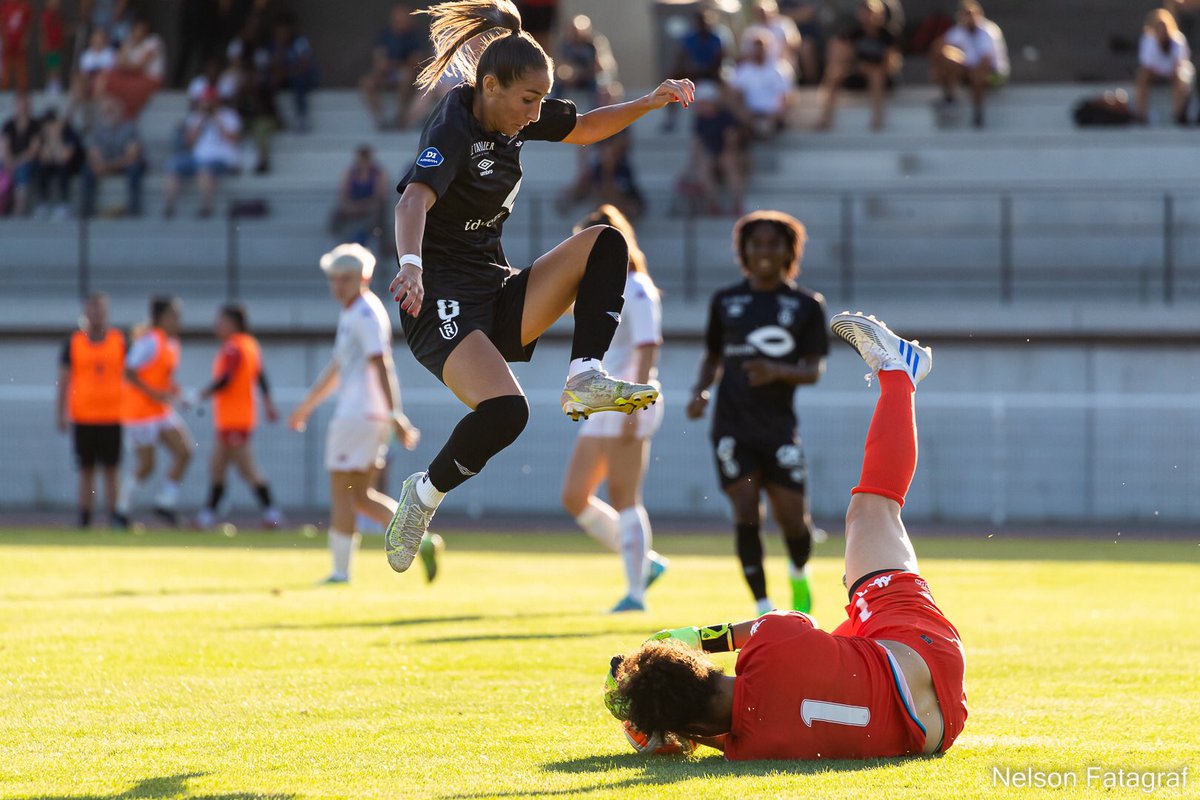 AmmorSam's tweet photo. 🚨Aiglonnes Cup
📆 Jour 2
🇫🇷 @D1Arkema &amp; D2 Féminine 
⚽️ @StadeDeReims vs @FCMetz 
🏟 @VilledeFbleau 
@footofeminin @mrdlevine @LGEF_officiel @WomenDu @sonia_ouchene7 #AiglonnesCup
@FFF https://t.co/T5deD0bM5x