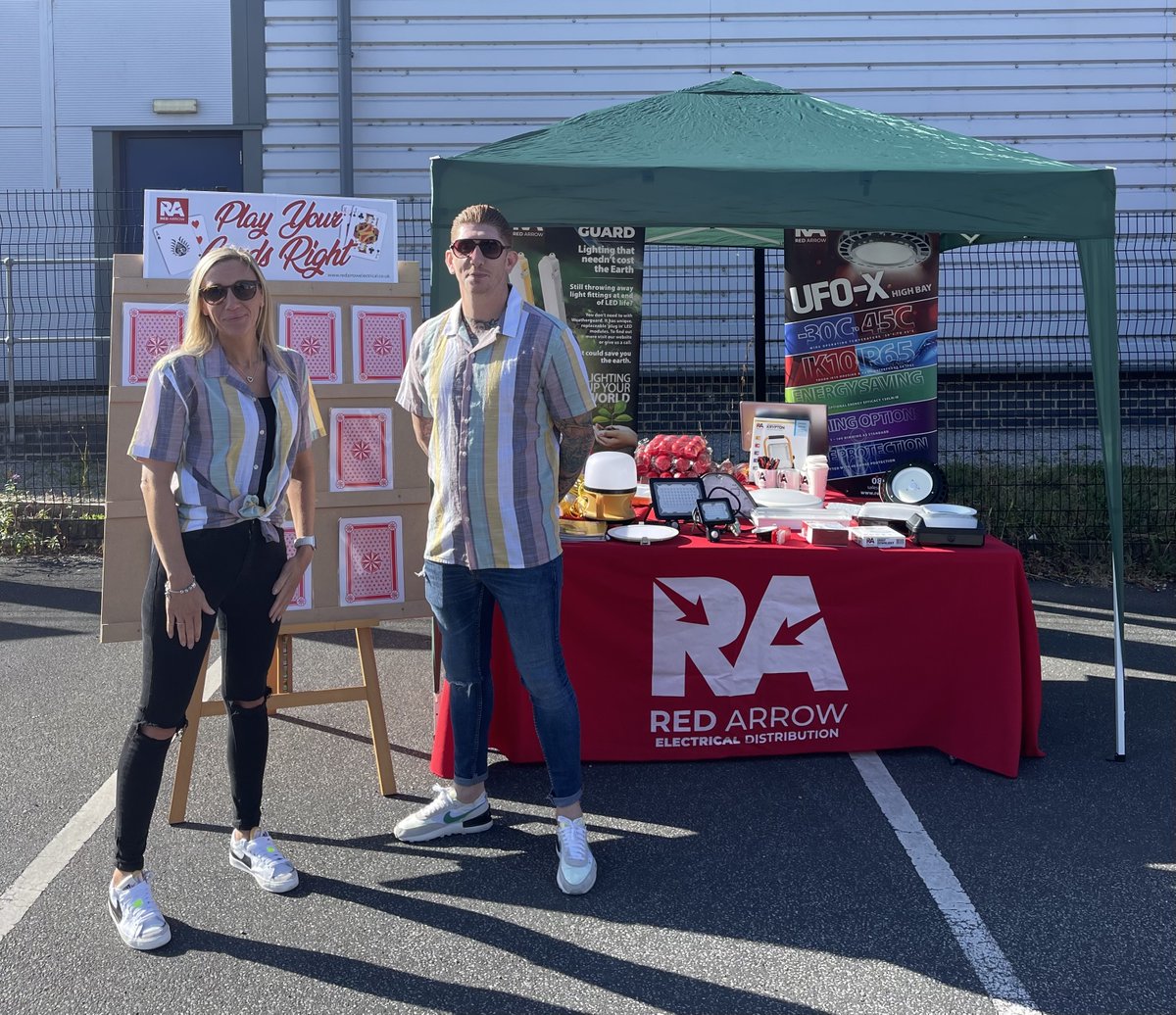 RedArrowElec's tweet photo. 😎Summer vibes!
We’re all set up at YESSS Electrical Doncaster for the summer trade day.
If you’re in the area come down and have a go at our play your cards right game and enter our raffle for a chance to win some prizes!
#RedArrow #TradeDay #YESSSElectrical https://t.co/aBCC6W5yRB