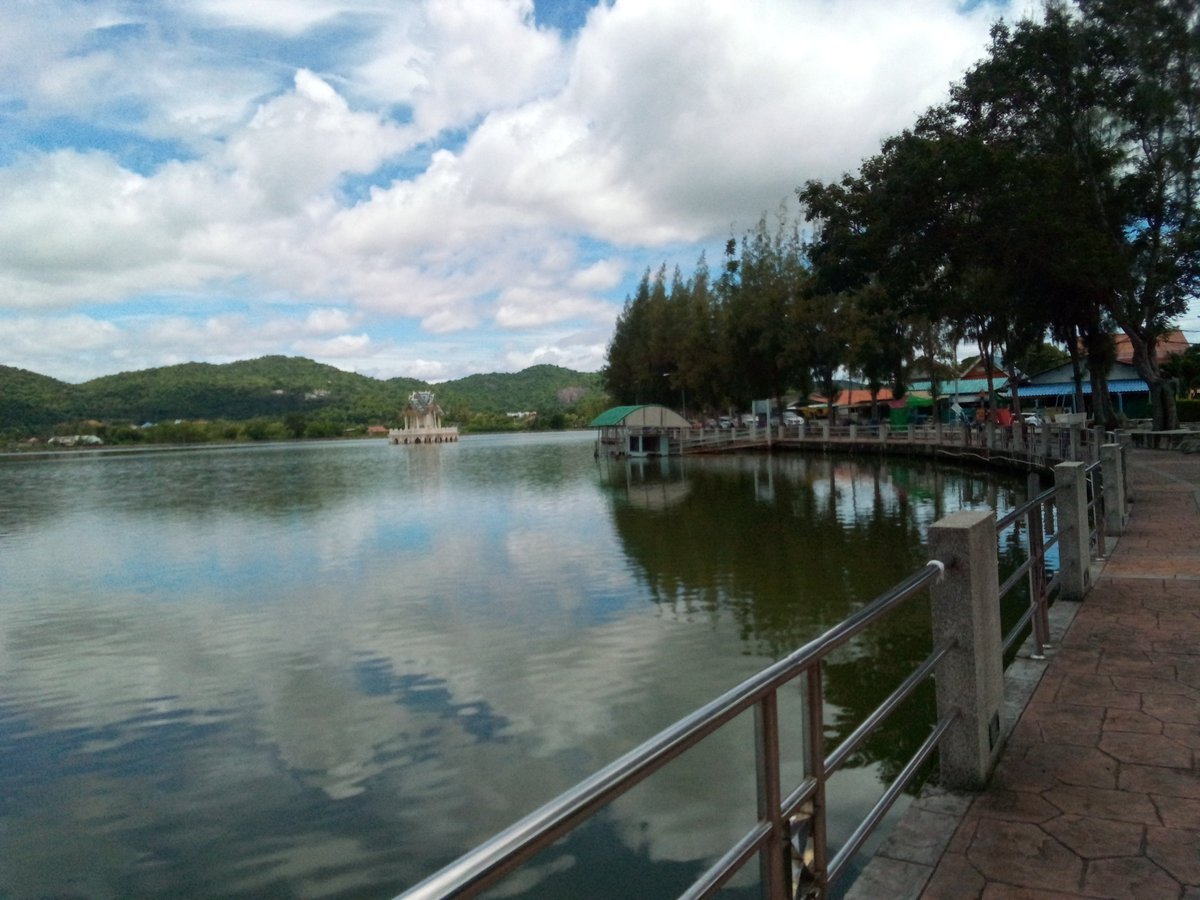MediocreMan13's tweet photo. ณ.หัวหิน (ประมาณ 2 อาทิตย์ที่แล้ว) https://t.co/wqMishjOtx