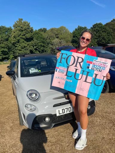 HillHouseSixth's tweet photo. Congratulations to Charlotte Westmoreland-Smith winning a place at @UniofNewcastle! Best wishes as you embark on your next steps and as you continue to raise money for @TeenageCancer https://t.co/Q7iW3v7nGs Well done, we are very proud of you! #doncasterisgreat #sheffieldissuper https://t.co/fKwmwK5DLX