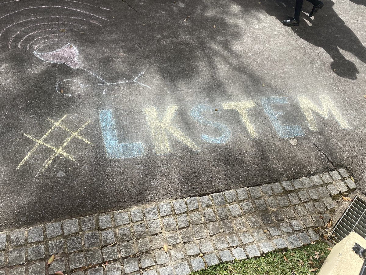 RachelNoonan01's tweet photo. LK Science and STEM staff from the Junior and Senior School collaborated this week to help student broaden their perception of science and its role in society. It was so wonderful to see staff from Science, Tas and Maths involved. 
#lkstem https://t.co/2yC0u6TviM