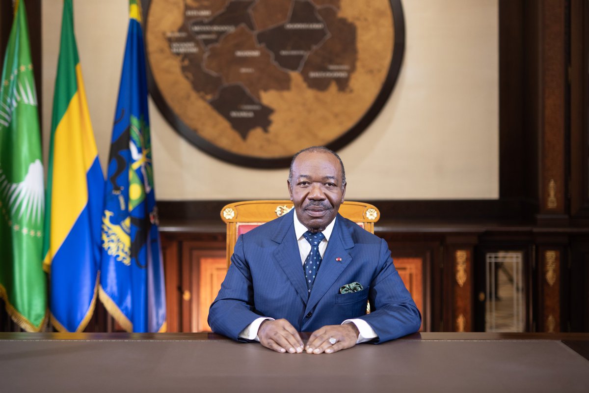 DrObiang's tweet photo. " La réforme de l’Office Pharmaceutique National a été menée avec succès. 
Elle a permis de rendre disponibles une quantité de médicaments en tout point du pays".

Discours du 16 août 2022 de Son Excellence @PresidentABO https://t.co/MXCTcUWxv1