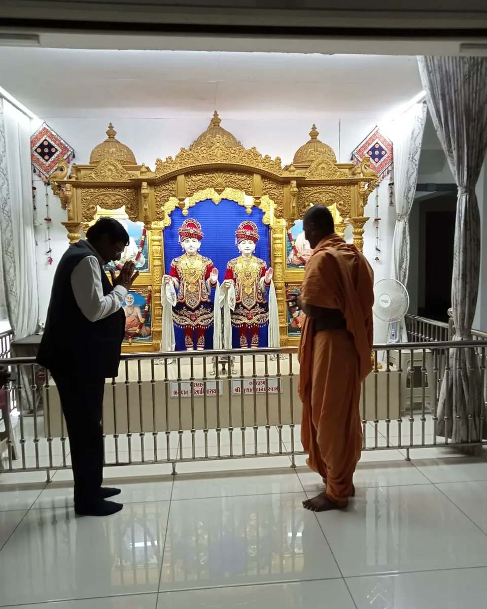 brijeshmerja1's tweet photo. આજ રોજ મોરબી ખાતે BAPS સ્વામિનારાયણ મંદિર ખાતે સ્વામિનારાયણ ભગવાનના દર્શન કરી ધન્યતા અનુભવી.
આ પ્રસંગે પૂજ્ય સ્વામીજી હરીસ્મરણદાસના આર્શીવાદ લીધા હતા. https://t.co/vCS0dWQTD2