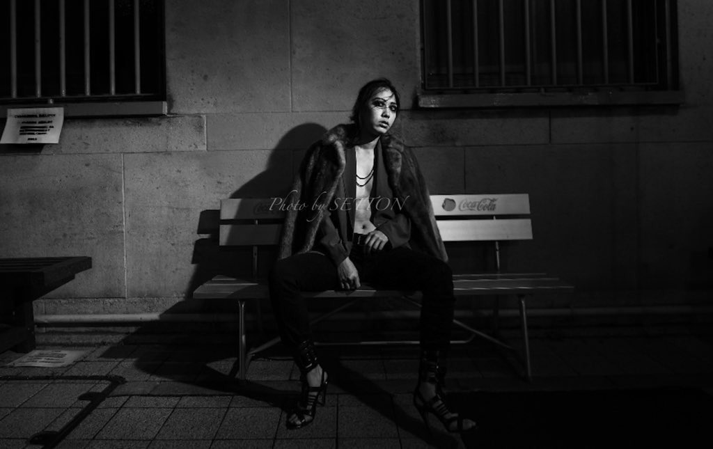 MariaAsa9's tweet photo. #photography #portrait #被写体
#androgynousmodel #AsMaria
#setton #光を刻め #monochrome
#気に入ったらRT
androgynous
📷photo: @SETTONmonochro1 https://t.co/yp3StjmS8Q