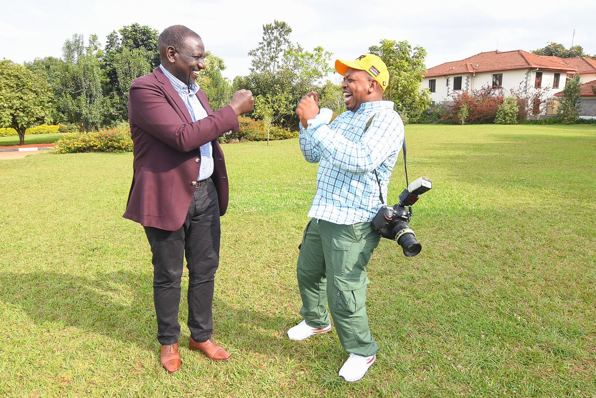 kimufelix's tweet photo. @JonahJmwangi  Happy Photographer's day to this gentleman, an example of an hustler. Enjoy your day.

Dr. Ruto  Azimio MPs Kiambaa Kenya Kwanza Kalenjins https://t.co/AstScORvXz