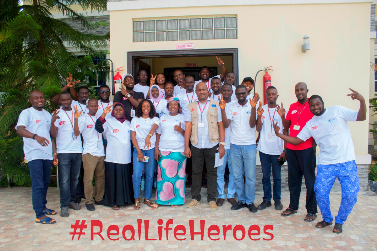 CAID_Nigeria's tweet image. Today, we choose to celebrate our Own.

Our #RealLifeHeroes who give their all to #TheHumanRace. 

This is a shout out to all @CAID_Nigeria staff who make our commitment to humanity seamless.

Indeed, #ItTakesAVillage to make #impact.

#humanitarian 
#ChristianAidNigeria