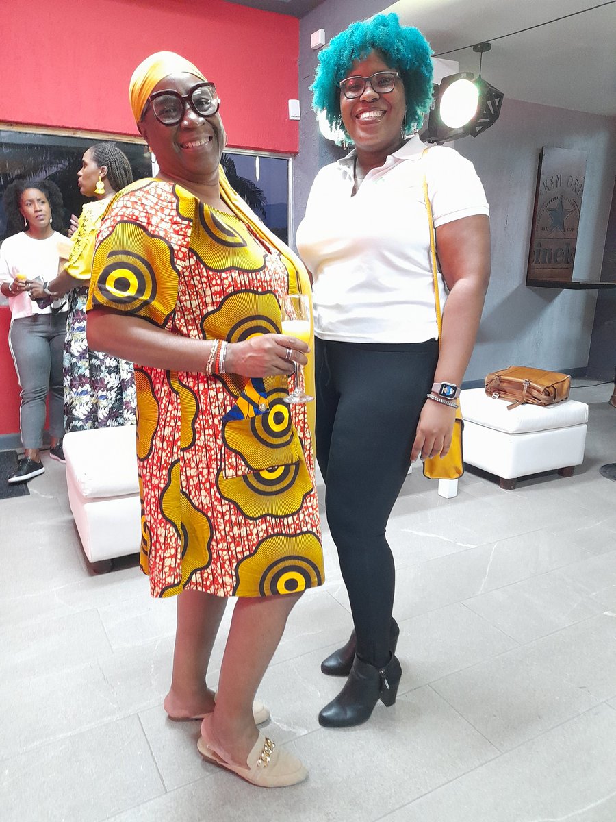 CaroleBeckford's tweet image. When you meet the good peeps @thesoapboss 
#AMPLIFIEDMentorship 
#BeerCreativity 
#RedStripeCorporate 
#SagicorSTRONG