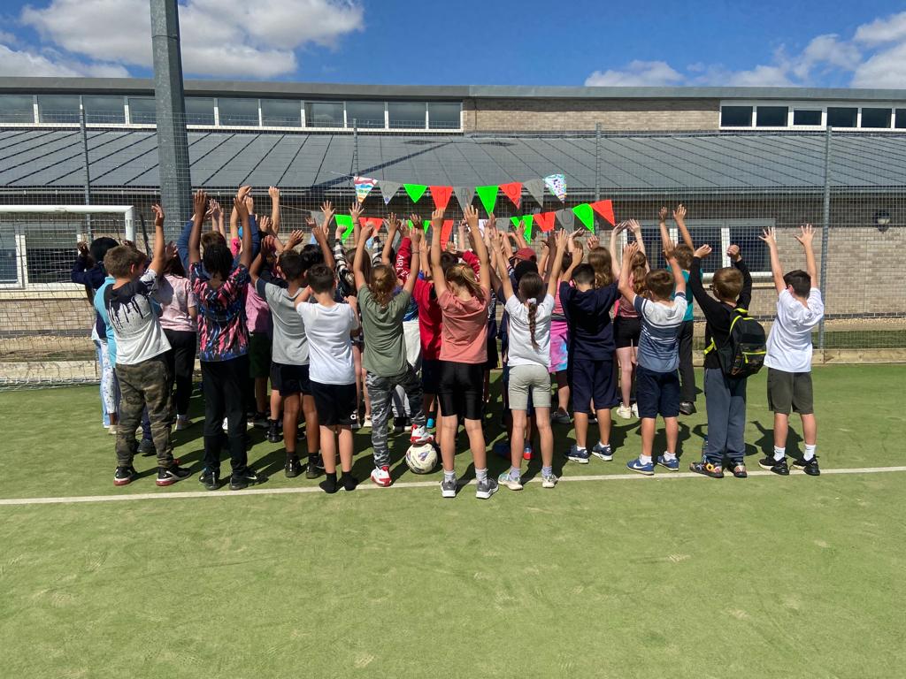 campionsummer22's tweet photo. A fantastic last day at @Campion_School for summer school 2022! We completed our English and Maths before having an afternoon of fun with ice cream and outside games. See you in September Y7! #proudtobecampion https://t.co/P5mxmxygKw