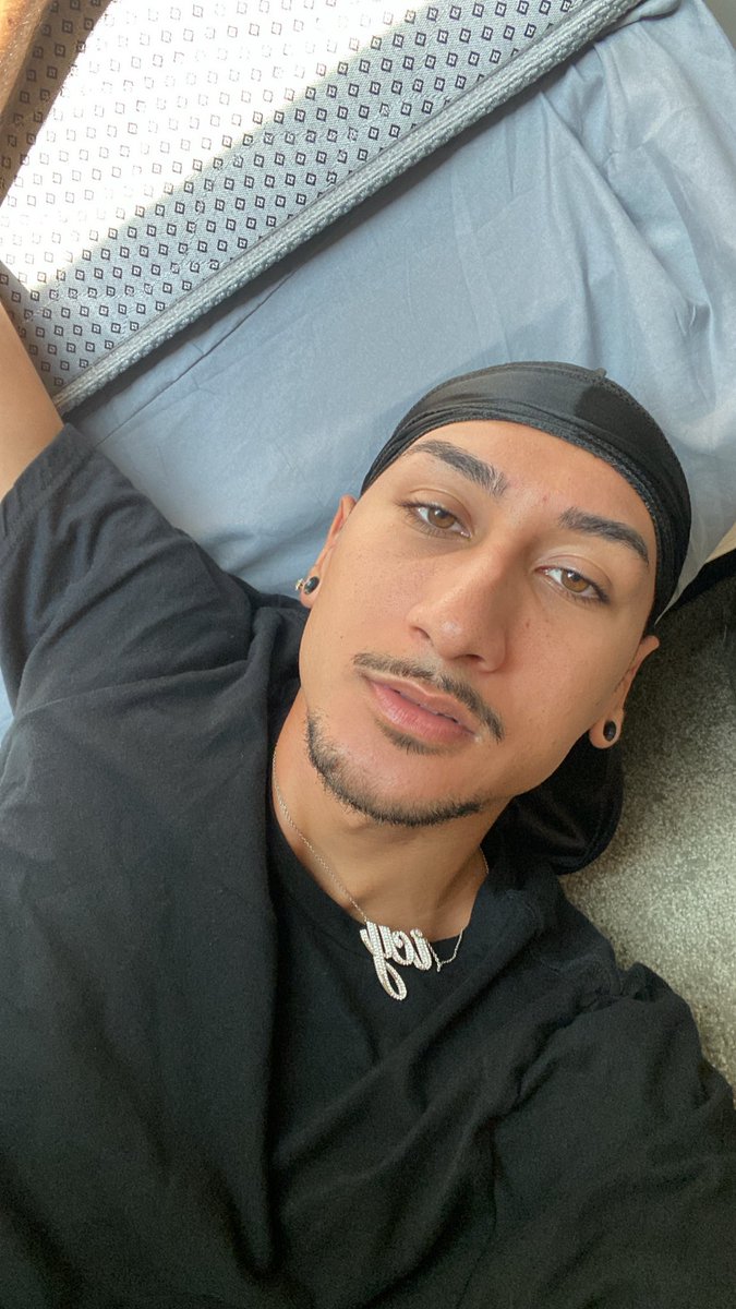 bigbootyceddy's tweet photo. twitter suspended my last account 😩 RT me to help me find all my old mutuals 🙏🏽 https://t.co/yZzNOGzKmH