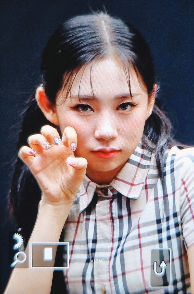 Dosie_view's tweet photo. 220819 #Dosie preview 

#도시 #퍼플키스 #PURPLE_KISS https://t.co/waFrX3bHGG