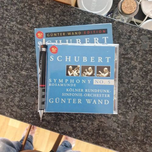 ClassicalCritic's tweet photo. #morninglistening to #GünterWand’s
magnificent #Schubert 5th w/the @WDR Sinfonieorchester ♡♡♡
Amazon: https://t.co/k62X06t2vO
#MyVeryFavoriteRecordings 001
#classicalCDcollection #ClassicalMusic #ClassicalMusicCollection #CologneRadioSymphonyOrch… https://t.co/mCwuaWJNXz https://t.co/mJIrkzvZWm
