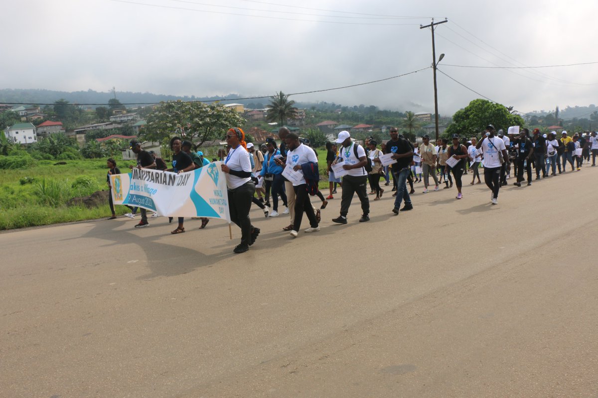 OchaCameroon's tweet photo. In Buea, humanitarians celebrated #WorldHumanitarianDay through a march and football matches. 

Together they never give up to ease suffering and bring hope. #ItTakesAVillage https://t.co/2TCrDyD7s8