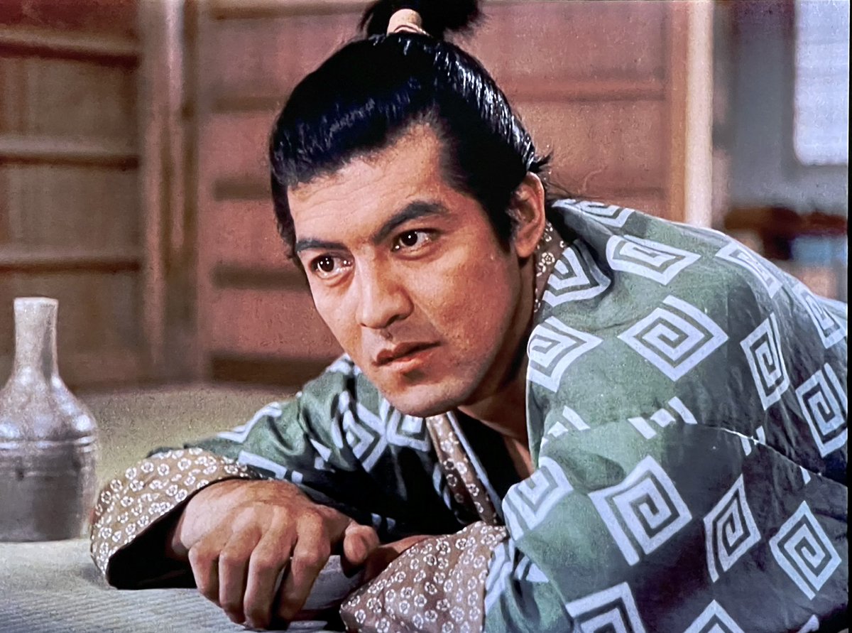 holyspacemonkey's tweet photo. Here for Samurai I: Musashi Myamoto (1954)! This whole trilogy is excellent! Gorgeous cinematography, incredible cast, exciting action, and compelling characters! (These pics are from part I.) #ToshirôMifune #Inagaki #SamuraiI #MusashiMyamoto #TCMParty #SummerUnderTheStars https://t.co/tBVAlg07ti