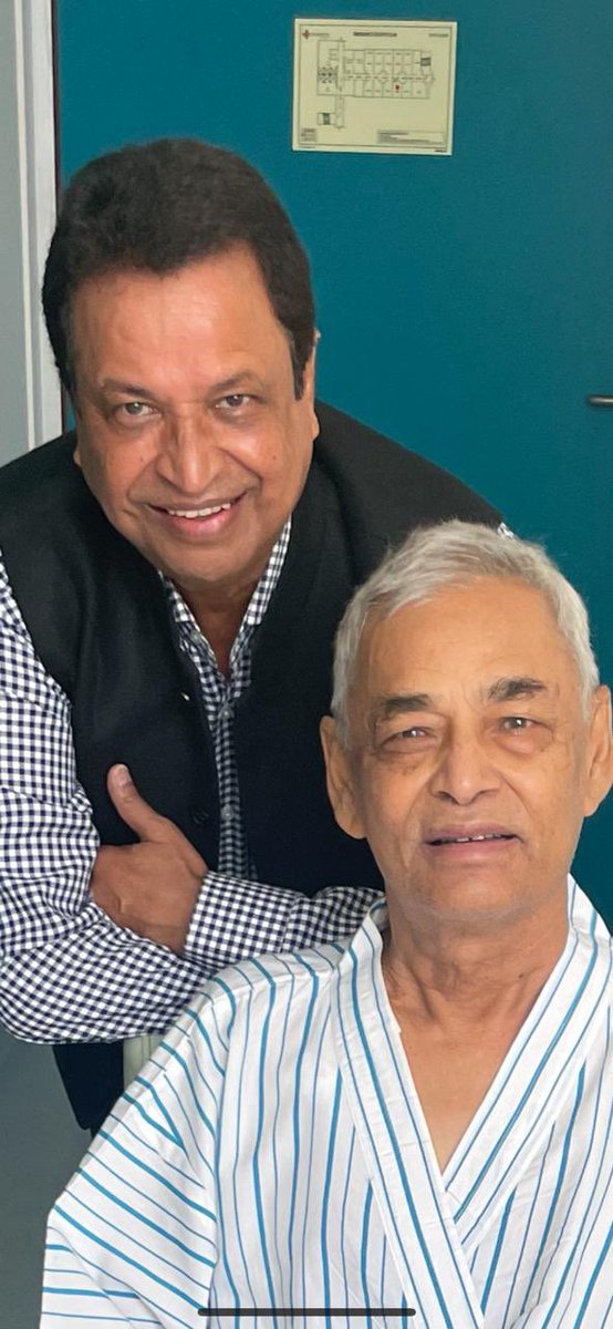 BinodKChaudhary's tweet photo. मेरा अत्यन्तै सहृदय मित्र एवम् राजनीतिमा मेरो प्रेरणाको स्रोत, गान्धीवादी नेता आदरणीय प्रद���प गिरि अहिले मेडिसिटी अस्पतालको आईसियूमा उपचाररत हुनुहुन्छ । हामी तीन करोड नेपालीको प्रार्थनालाई आराध्यदेव श्री पशुपतिनाथले सुनिदिनुहुनेछ ! हामी चमत्कारको पर्खाईमा छौँ  !!! https://t.co/weGgrYkXzZ