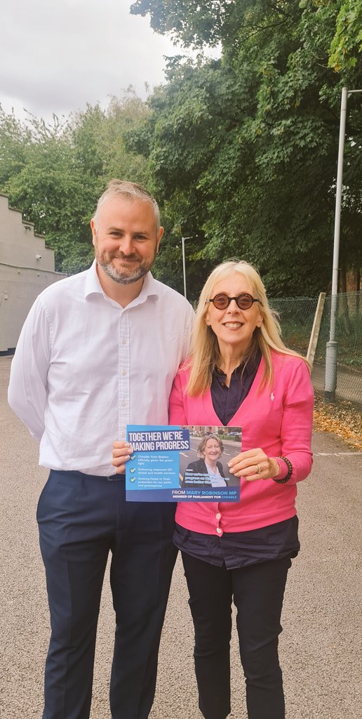 Brilliant to meet up with our fantastic Co-Chairman of the Conservative Party today @Andrew4Pendle out supporting the hardworking @MaryRobinson01. Looking forward to the hustings later.