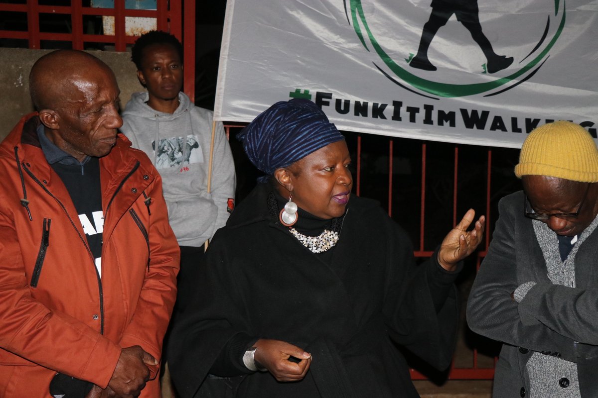 funk_im's tweet photo. Nourishment for the mind body and soul. #FirstThursdayNightWalk with #FunkItImWalking is always #EducationForLiberation and #WomensMonth with @BWEF_SA CEO Sibongile Mkhabela reminded us that we are who we have been waiting for. cc: @WeUpRisingMove @june16YDF 📸 Hip-Hop 411 https://t.co/cx6al5YpNb