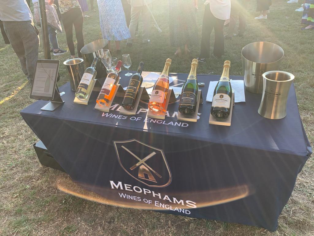 graveshambc's tweet photo. On Thursday evening the Mayor of Gravesham, Cllr Peter Scollard, held a wine tasting event at @Meophams in aid of his charities for the year, @AgeKent, @ellenorcharity, and @homestartuk North West Kent. https://t.co/9AlVBuY4PE
