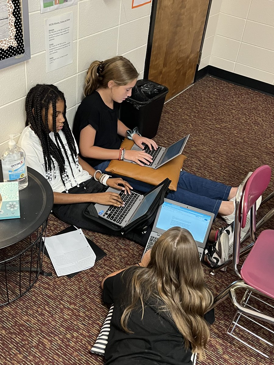 Turner_AmandaJ's tweet photo. @MCMS_Bulldogs 7th grade ELA students working hard on their short story ending rewrites! They all have incredible ideas!! @monroe_schools https://t.co/OrwbLSB1l0