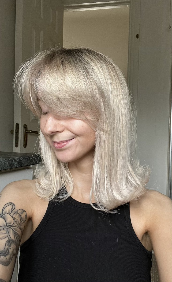 ⋆ ✧ a powerful woman. ✧ ⋆ tweet media