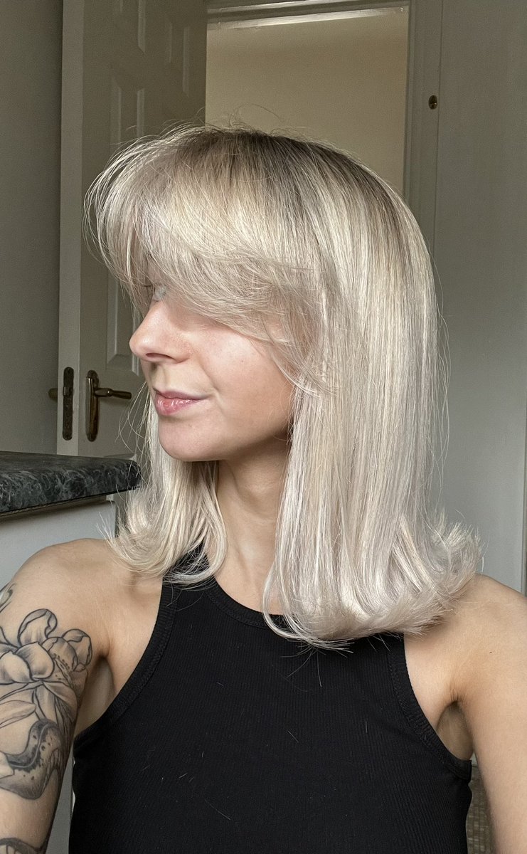 ⋆ ✧ a powerful woman. ✧ ⋆ tweet media