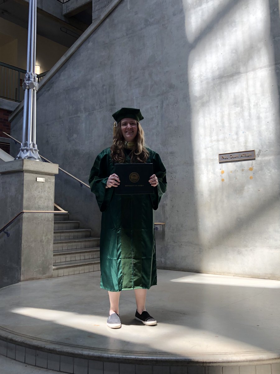 inthegasphase's tweet photo. Winding down my final days in the US. Here are some photos from my very own hooding ceremony back in June, made possible by getting Covid for the first time the weekend of the actual commencement.
Next up: starting my postdoc in the @hecklab at UU in the Netherlands! Can't wait! https://t.co/oQuuPsB8M0