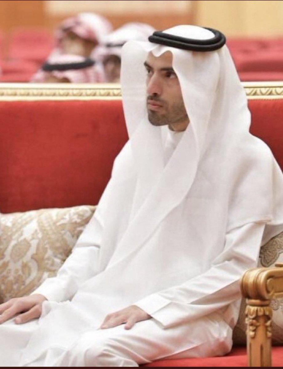 رحم الله أخي وأستاذي د. أحمد بن حسن الفقيه، أسأل الله له في هذا اليوم الفضيل  أن يتغمده بواسع رحمته ويسكنه فسيح جناته ويلهم أهله وكافة محبيه الصبر والسلوان، إنا لله وإنا إليه راجعون.