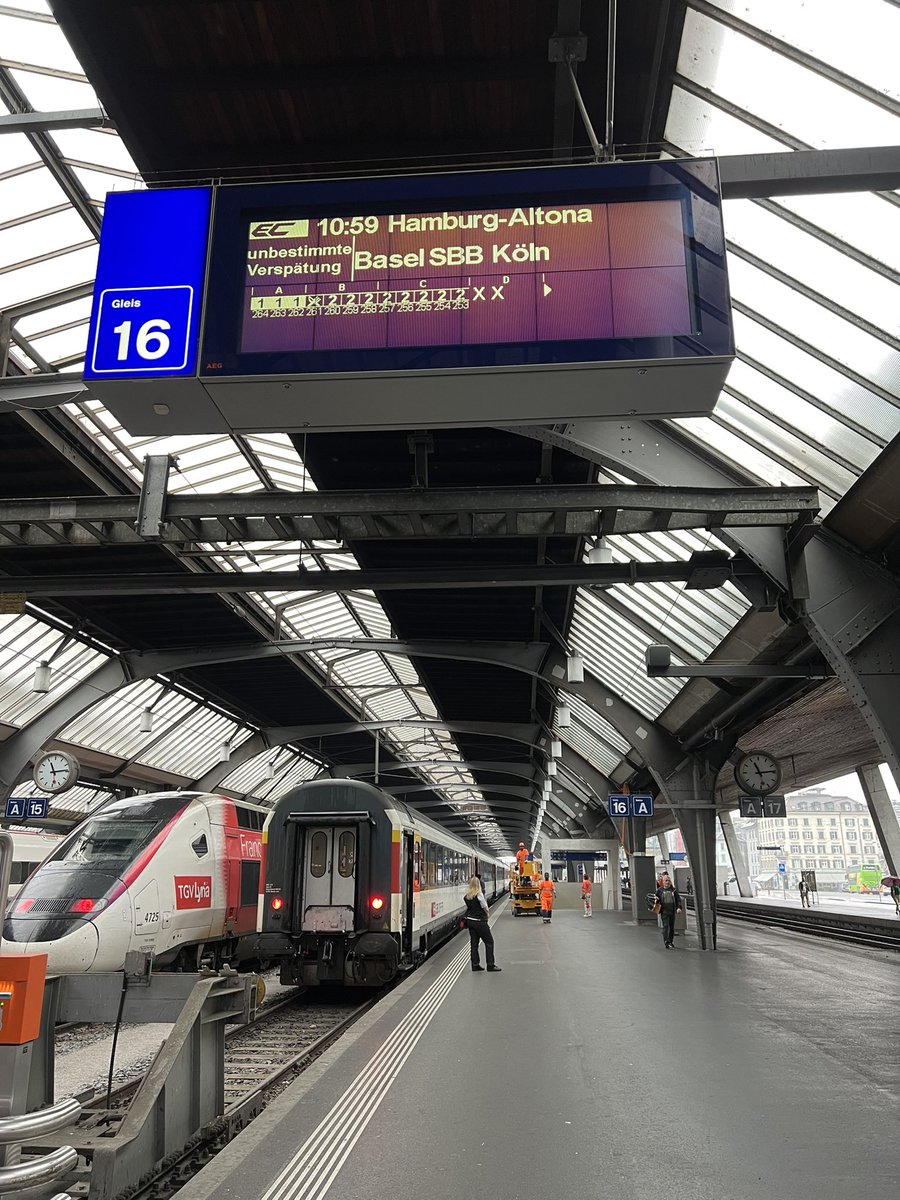 AndreasAtETH's tweet photo. Hmmm … odd start to my long weekend trip to #Germany by train.
You would not expect the delays to start in #Switzerland with the SBB @RailService @sbbnews. 
I thought this was left to the @DB_Bahn @DB_Presse. 
Let’s see how we will do along the journey. https://t.co/zm8f4heBHT