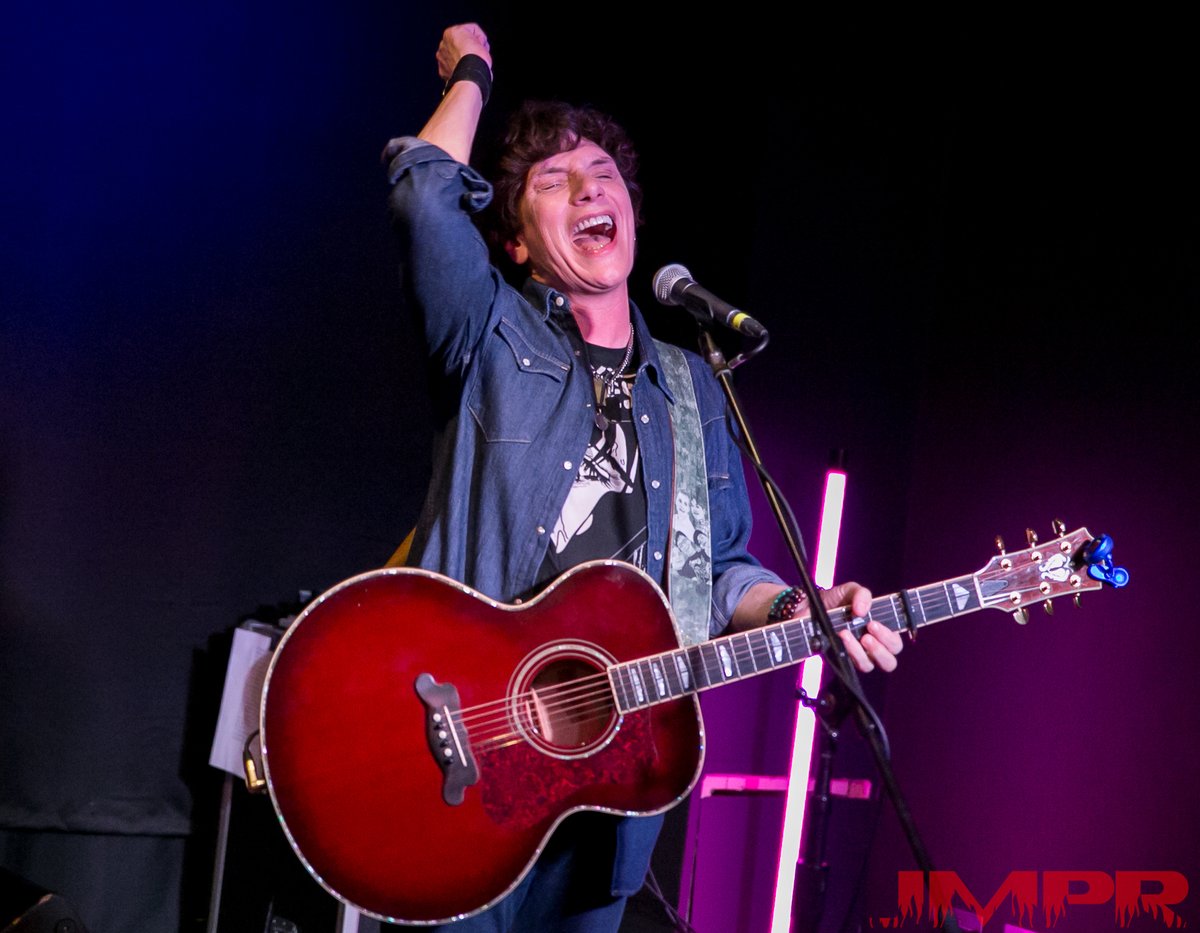 Eric Martin  Live  Hard Rock Cafe 
Eric Lee Martin is a singer from Long Island, New York who has been bringing us his silky smooth tones for over 44 years, he has been frontman for Mr Big for many years  
jacemedia.co.uk/EricMartin-Liv…...
 @ShockCityProductions  @EricMartinBand