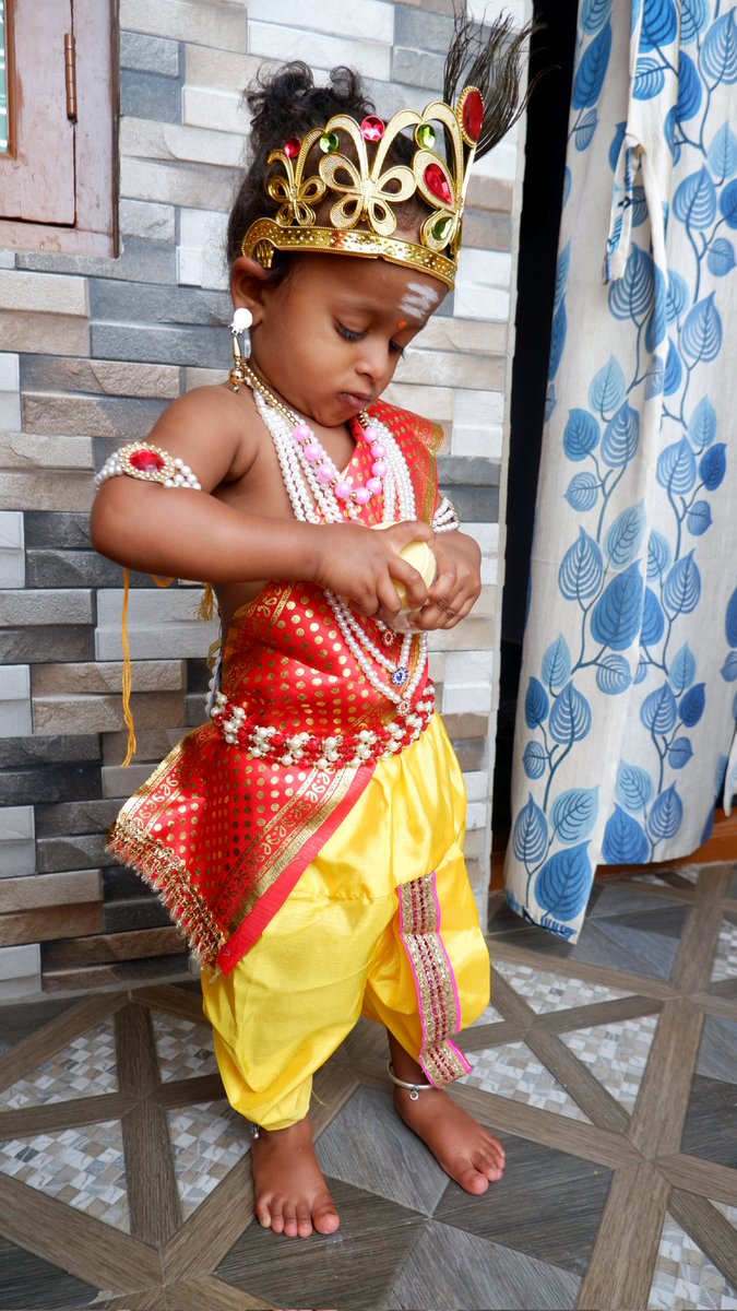 Dksview's tweet photo. My Daughter #Keshia's #KrishnaJanmashtami  celebration 😍

Video Link : https://t.co/GoZS5qKTuF https://t.co/Ep2lFKK62z
