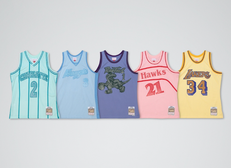 SOLELINKS's tweet photo. Ad: NEW Mitchell &amp; Ness NBA Space Knit Swingman Collection dropped today => https://t.co/D8ekpOzlbQ https://t.co/CLriosq1Tq