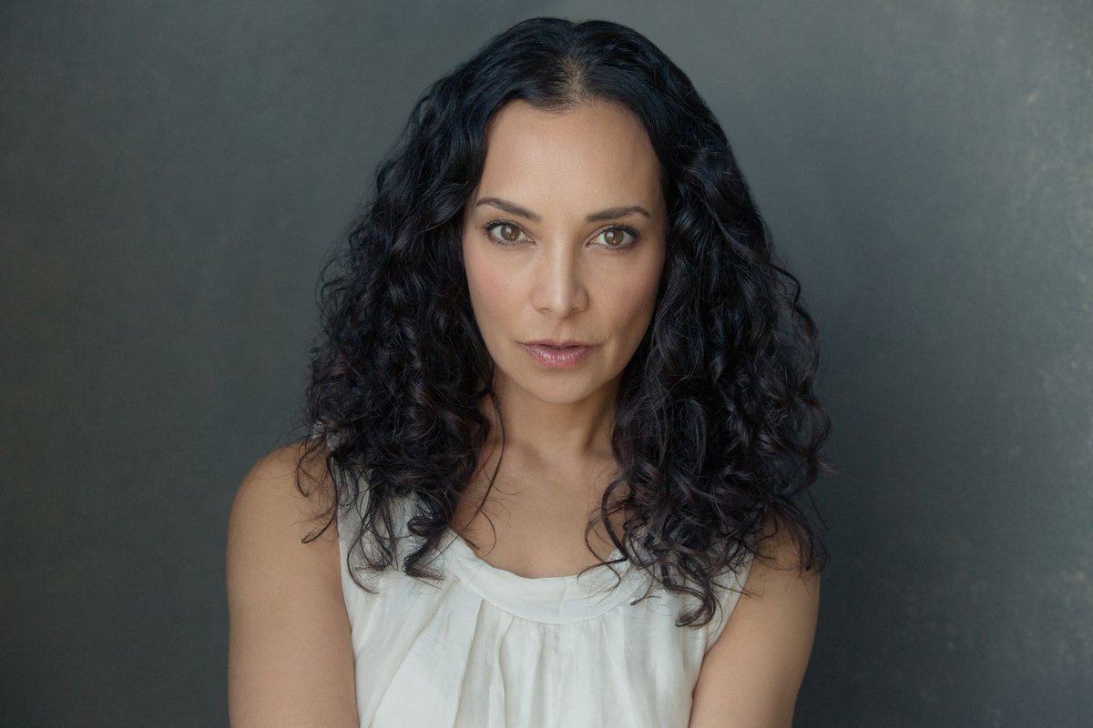 Will be doing a live feed of my laid back Dj set on Saturday night if anyone wants to keep me company online and say H
Will go live just after 9pm on FB.
.
Or if anyone is in Birmingham,  then swing by.  😘
#dj #twitterpic