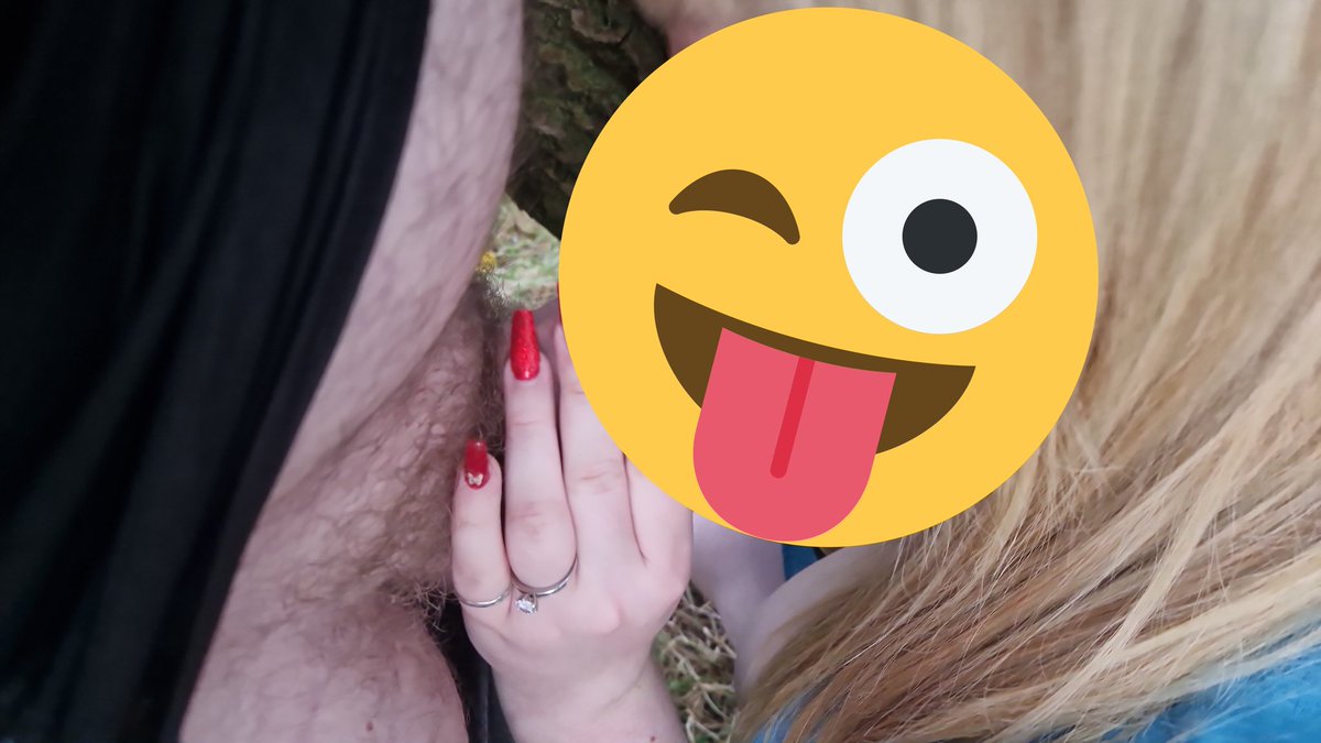 Thealilly3's tweet photo. When meeting a stranger in the woods turns out like this.. Happy early birthday to me 😝 https://t.co/B9EiI9KGXE to see more. £thealilly for birthday gifts 🎁 #onlyfans #findom @paypig #slut #salepromo https://t.co/nUwlL4ewOx